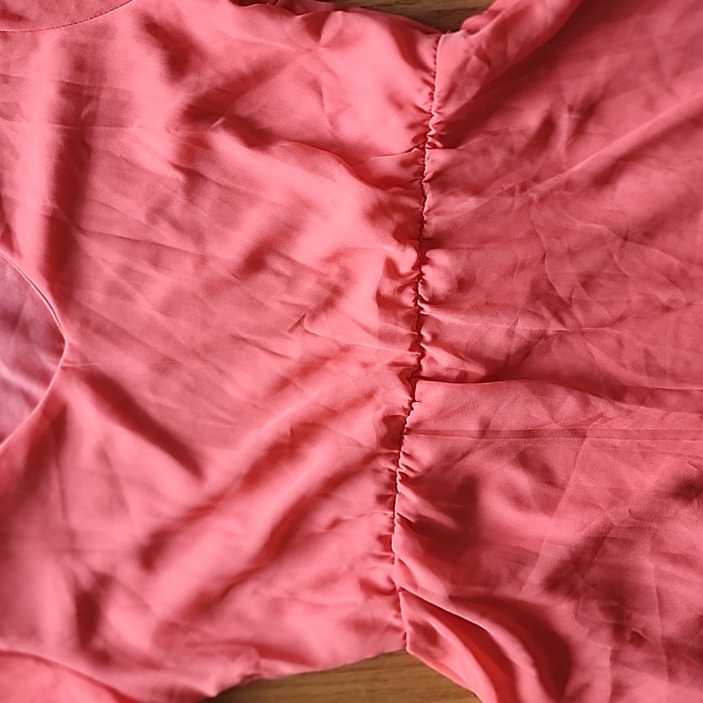 Dress - Picture 4 of 10